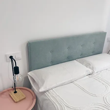 Con Terraza En El Centro De