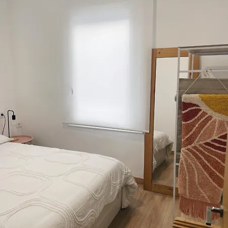 Con Terraza En El Centro De