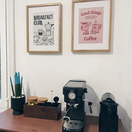 Con Terraza En El Centro De Apartamento