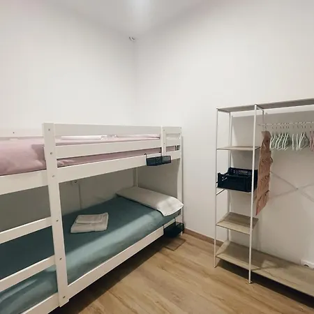 Con Terraza En El Centro De Apartamento Vigo