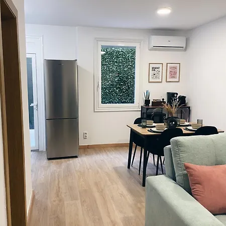 Con Terraza En El Centro De Apartamento Vigo