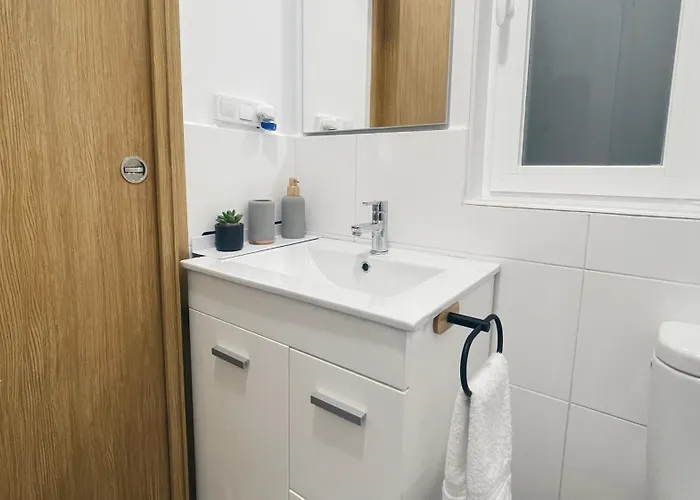 Con Terraza En El Centro De * Vigo