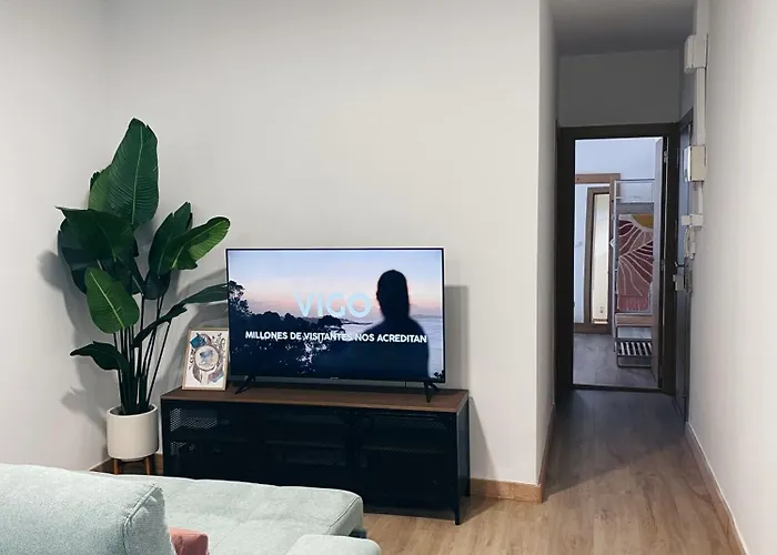 Con Terraza En El Centro De Apartamento *